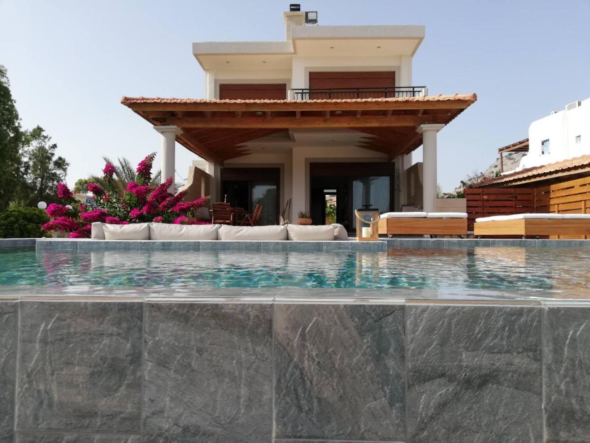 Villa Del Nonno Lardos Esterno foto